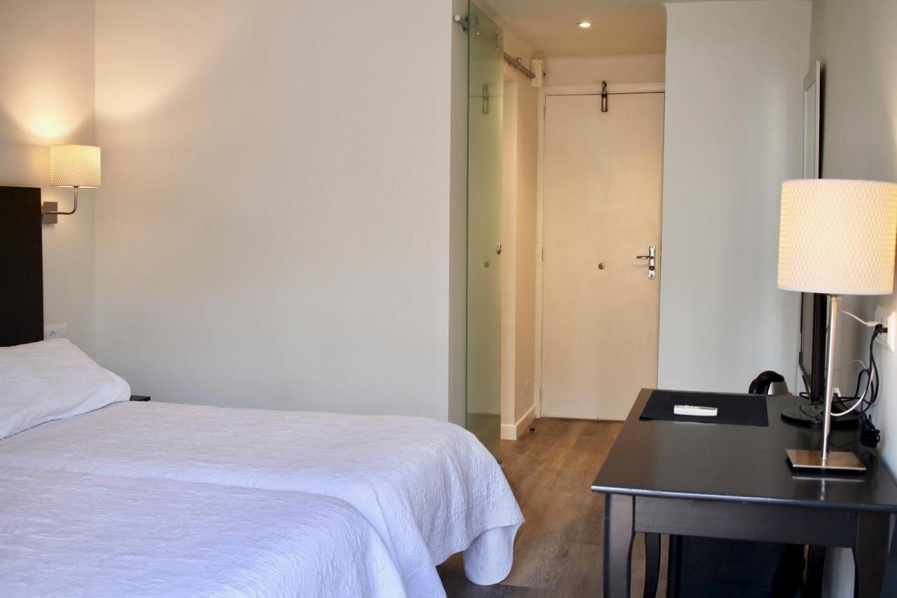 Hostal Jakiton Palmanova Exterior foto
